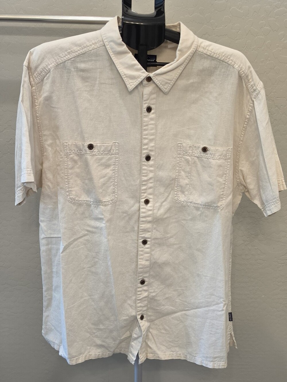 Patagonia Back Step Shirt a lightweight, short-sleeve button-up